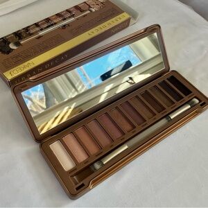Urban Decay Naked 3 Eyeshadow Palette – New, Never Used w/ Brush